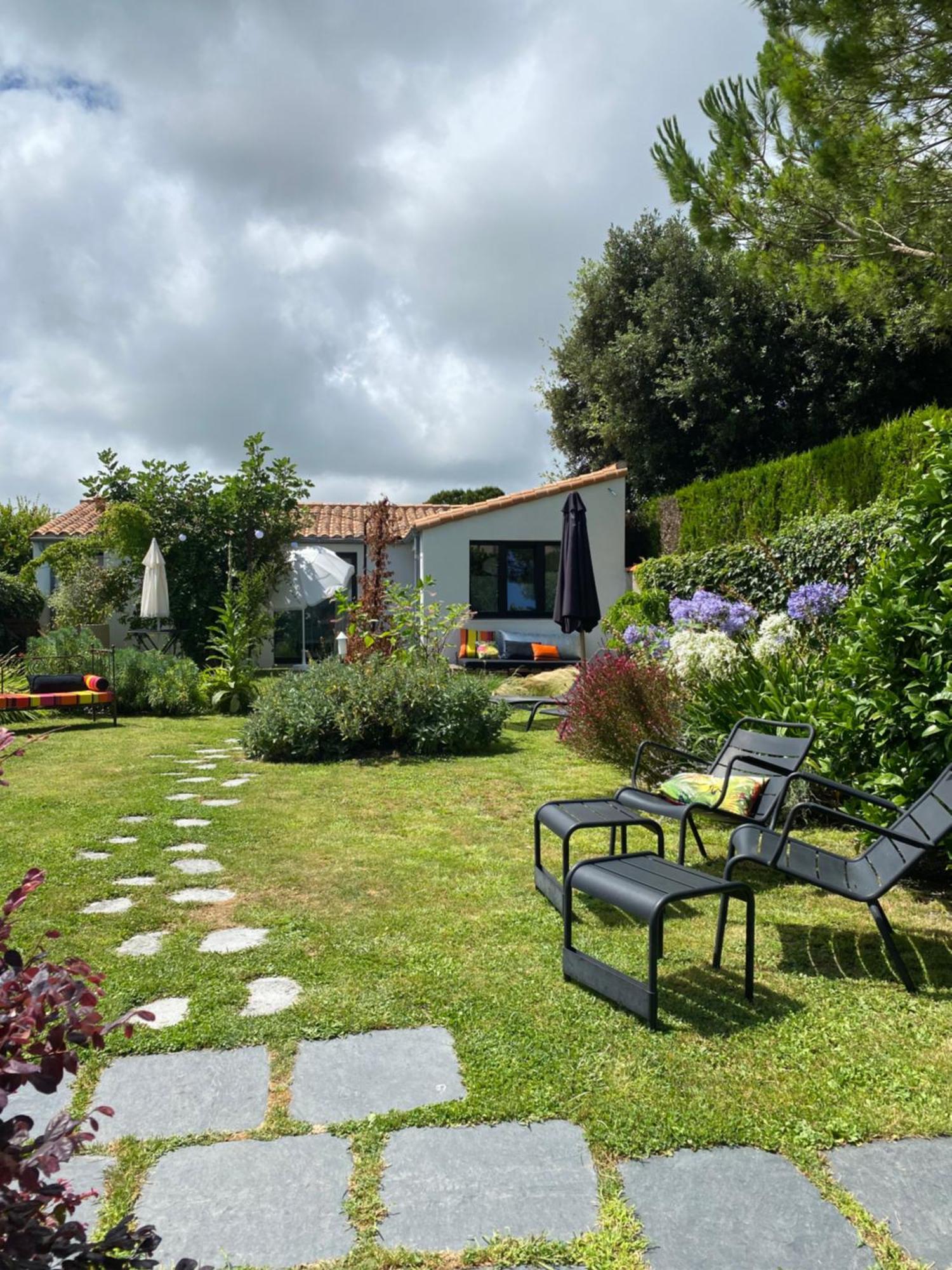 Le 5 Bis Bed and Breakfast Mornac-sur-Seudre Exteriör bild
