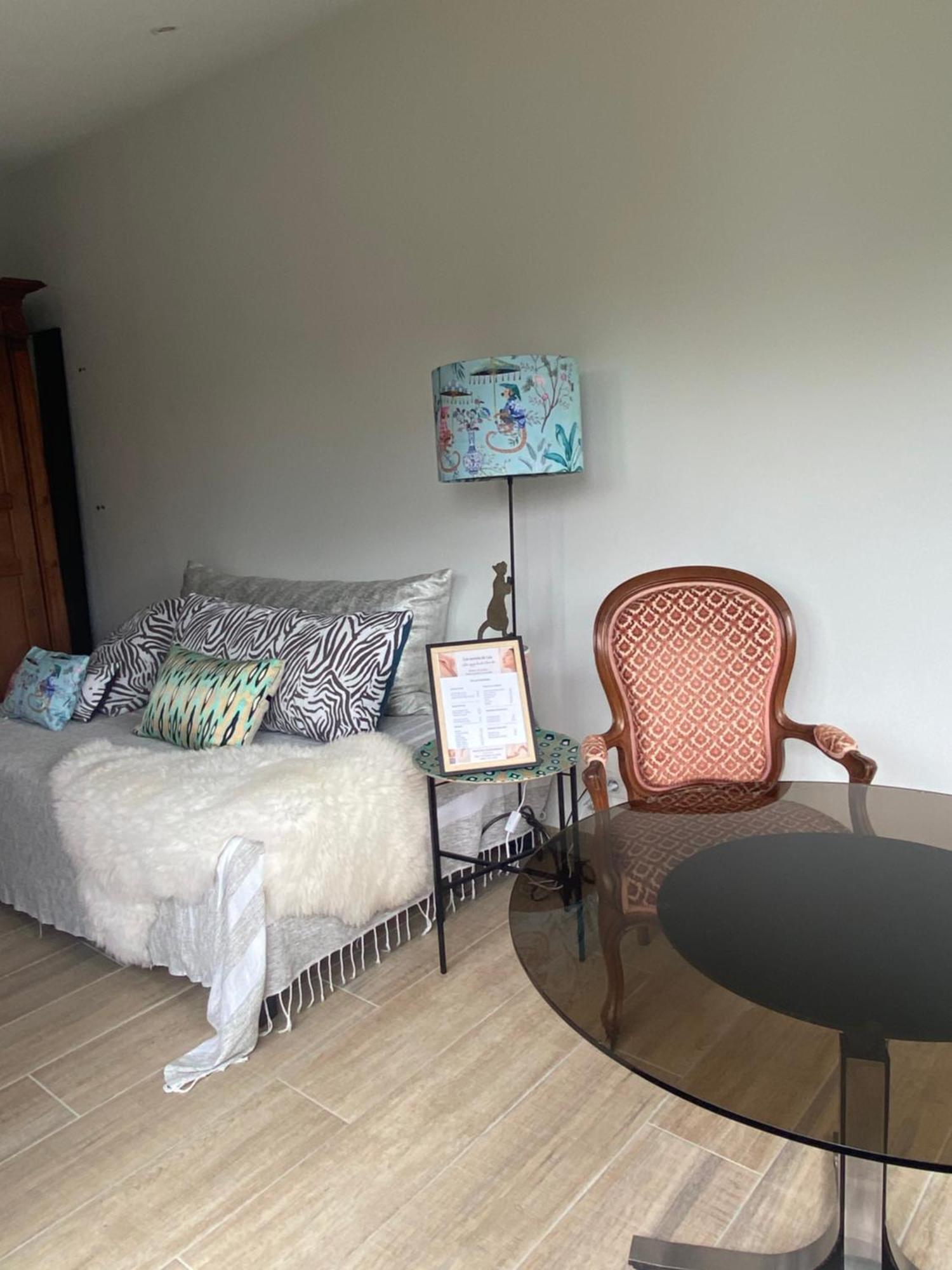 Le 5 Bis Bed and Breakfast Mornac-sur-Seudre Exteriör bild